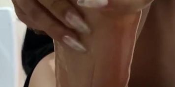 Bakhar nabieva she has nice feet but treats people terrible