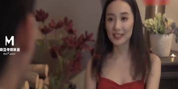Hot Asian Chinese girlfriend banging all her fans