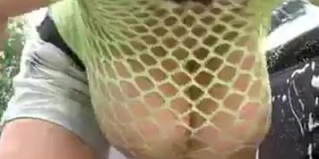 Big Tit Car Wash!!!!