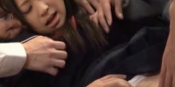 Publicsex oriental groped on the bus