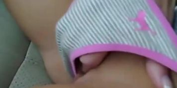 Sexy girl Masturbates in the Car