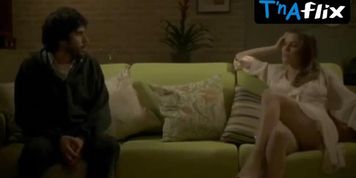 Luciana Brites Sexy Scene  in Descolados