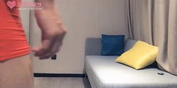 Beauty chinese call girl in sofa