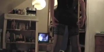 Horny GF jerking her BF - video 3