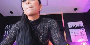 Sloppy Wet Pussy On Camera (Pretty Little)