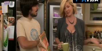 Jenna Elfman Sexy Scene  in Accidentally On Purpose