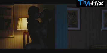 Tanya Finch Breasts,  Butt Scene  in Lord Of War