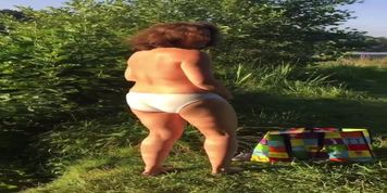 petite dipping shaved pussy getting in lake