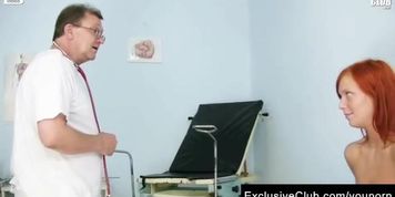 RedRedhead Claudia gyno pussy speculum gaping
