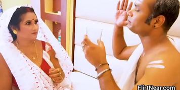 Desi Housewife And Pandit ji