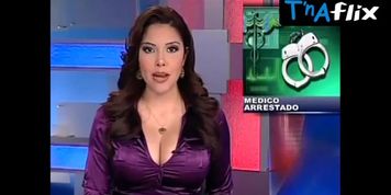 Keren Rios Breasts Scene  in Noticias 62 En Vivo