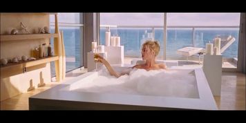 Margot Robbie sexy scene  love scene (Harley Quinn)