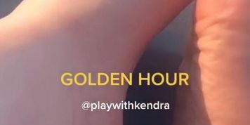 Golden Hour Feet Fetish Video Tik  (pretty_feet)
