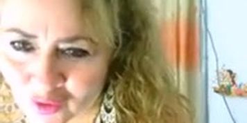 Hot Aunt on Webcam