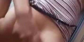Masturb&aacute;ndome para ti amor