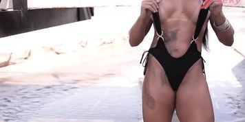 Mi M (Revista Sexy Clube)