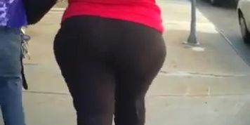 Whooty Pawg Butt Strolling