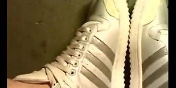 Doublecum on Carolins Adidas Skywalker