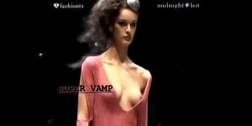 Fashion show accident service