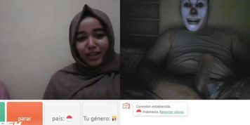 hot girl loves flashdick (omr.tv)