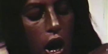 Peepshow Loops 348 70s and 80s - Scene 3