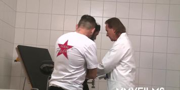 German slut Texas Patti gets fucked by two doctors