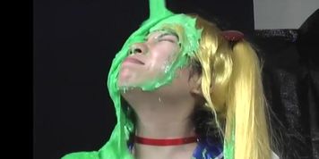 Cute Sailor Moon cosplayer gunged