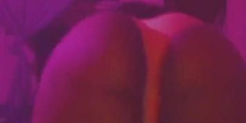 SEXY BBW TWERKS HER ASS FOR THE CAMERA 