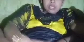 Horny Nude Desi Lady Fucks Her Cunt With A Cucumbe