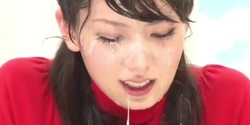 Naked News Reporter Japanese (Yui Hatano)