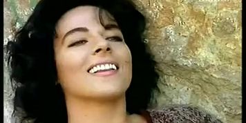 Marilu Tolo Breasts Scene  in Prigione Di Donne