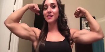 Muscle girls are perfect!