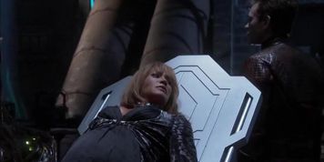 Heavily Pregnant Woman Is Abducted By Aliens
