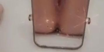 Sparkly mirror piss