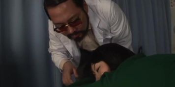 Asian ko doctor