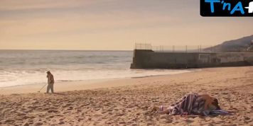 Hannah Marks Sexy Scene  in Banana Split