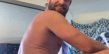 Big ass bubble butt shaking and baking about to start making some babies (Brad Newman)