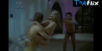 Neide Ribeiro Butt,  Breasts Scene  in Palacio De Venus