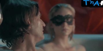 Ivona Bakovic Sexy Scene  in Kde Konci Laska