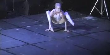 Ballerina camel toe