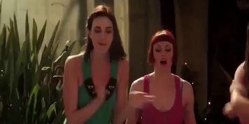 Bikini Spring Break - Jello Fight (moviescene)
