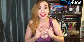 Mia Mclaughlin Breasts,  Bikini Scene  in Mia Mclaughlin Sexy On Instagram / Tiktok