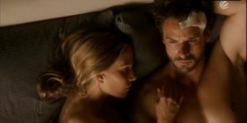 Nadeshda Brennicke Sexy Scene  in Wolff - Kampf Im Revier