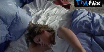 Lisa Maria Potthoff Underwear Scene  in Zimtstern Und Halbmond
