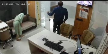 Extremely Beautiful Secretary Fucked By Manager In Office CCTV Cam Recorded (1)