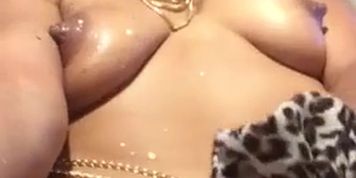 Golden & Glitter - Beinazir UK Pakistani MILF Solo