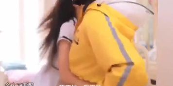 Chinese crazy girl fucks deliveryman (Crazy Fuck)
