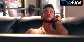 Joana Cancio Sexy Scene  in Mundo Ao Contrario