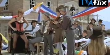 Claudia Cardinale Breasts Scene  in Les Petroleuses