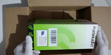 Veronica Rodriguez Fleshlight unboxing